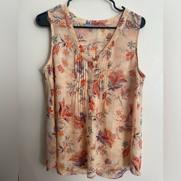 Daniel Rainn Tops - Daniel Rainn sleeveless floral top size L
